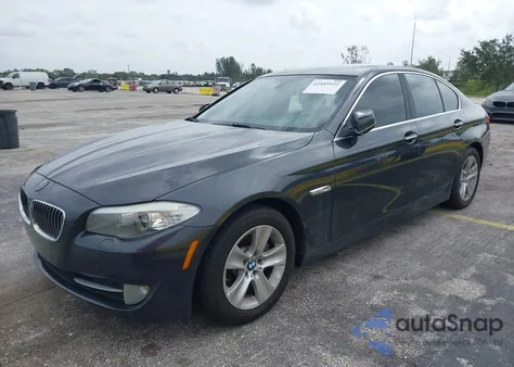 2013 BMW 528I из США, поврежденный, VIN WBAXG5C52DD231623